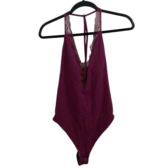 Express One Eleven Bodysuit Lace Trim Halter Top Sleeveless Burgundy M Going Out - Picture 1 of 7